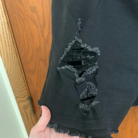 Shein Curve Distressed Denim Shorts - Picture 2 of 5